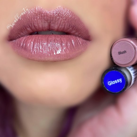 BLUSH LIPSENSE® (LIMITED EDITION) - Picture 3 of 5